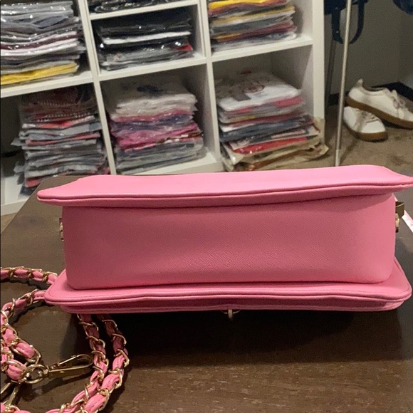 Samantha Vega sling bag - Picture 6 of 7